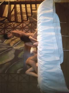 2022.8.25换妻之旅28岁体制内良家夫妻起初抱着枕头遮胸 - coolhot av