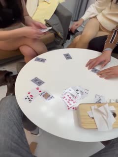 海角绿帽大神真实记录换妻聚会 淫乱的脱衣服游戏 让两女穿上丝袜共侍一夫 高清720P原档 - coolhot av