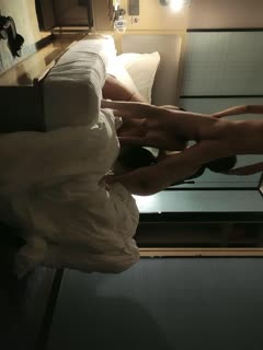 2021.08.01【换妻探花】两对夫妻KTV唱完K回酒店，进入正题一个一个翘屁股口交，后面操着前面 插嘴，画面极度淫乱 - coolhot av