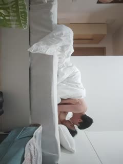 2022.12.6，【恋哥有约】，泡良大神新作，漂亮良家小少妇，娇躯横卧在前，尿哥狂操 - coolhot av