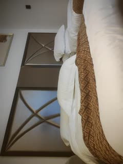 2022810绝顶枪王之王最近聊的良家美女妹子很羞涩一直喊不好意思 - coolhot av