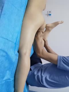 骚宝丶私处保健接连两个女客户特殊服务，金手指扣的好爽 - coolhot av