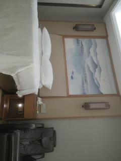 2022.05.03【换妻探花】换妻探花约一对夫妻交换玩4P KTV唱歌撕开丝袜扣穴 一人一个淫乱爆操 - coolhot av