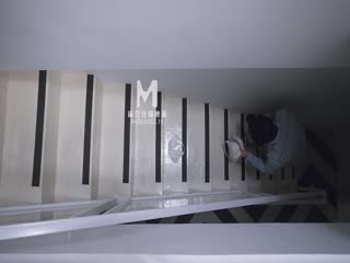 【桃视频】裤裆里的蜡烛-楚梦舒 MD-0246 - coolhot av