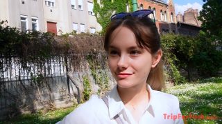    18岁顽皮猫，AMWF中出 - coolhot av