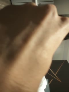 B07052022-11-3【瘦子探花梦幻馆】新聊的良家骚熟女，黑丝撕裆扣穴，骑乘位大屁股猛砸 - coolhot av