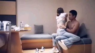 9总探花-白衣牛仔裤大长腿2 - coolhot av